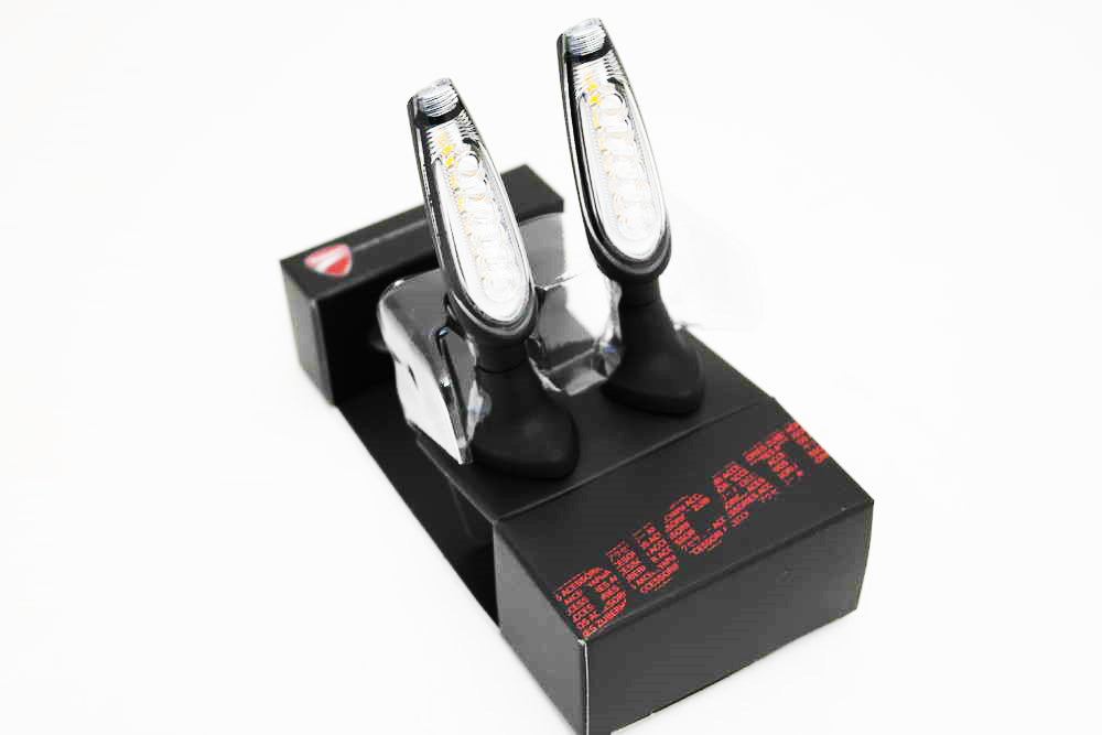 DYNAMIC TURN SIGNAL (PAIR) FOR HYPERMOTARD 698, MULTISTRADA V4 (2021 AND UP) - SKU: 96680971BA