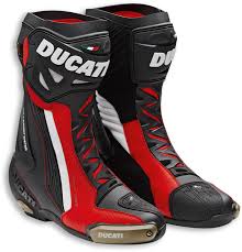 DUCATI CORSE V5 AIR BOOTS. BLACK AND RED. SKU: 9810709